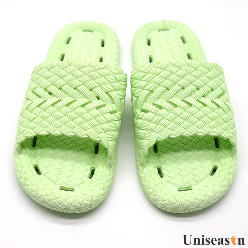 Portability Massage Soft Bathroom Slippers Light Weight Nonslip